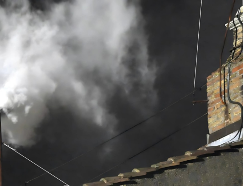Conclave 2025: fumate attese alle 10:30, 12:00, 17:30 o 19:00 per l’elezione del nuovo Papa