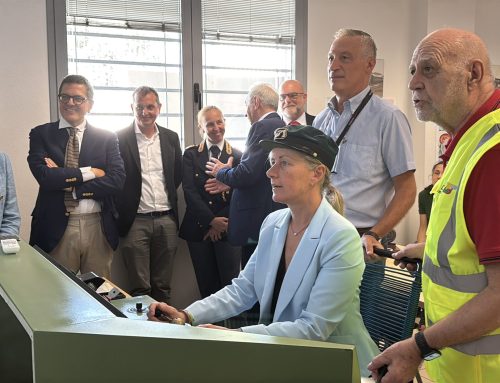 “Tutti macchinisti per un giorno” l’iniziativa promossa dall’Associazione Dopolavoro Ferroviario di Verona a favore di persone con disabilità e fragilità, nell’ambito del progetto “Inclusione Sociale” dell’Azienda ULSS 9 Scaligera.